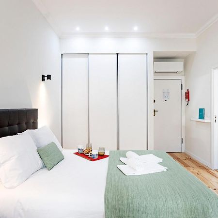150 Rivoli Apartments By Lovelystay Porto Exterior photo