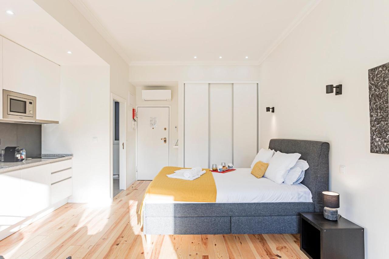 150 Rivoli Apartments By Lovelystay Porto Exterior photo